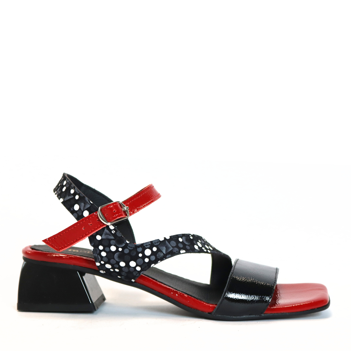 סנדלים לנשים - גו'