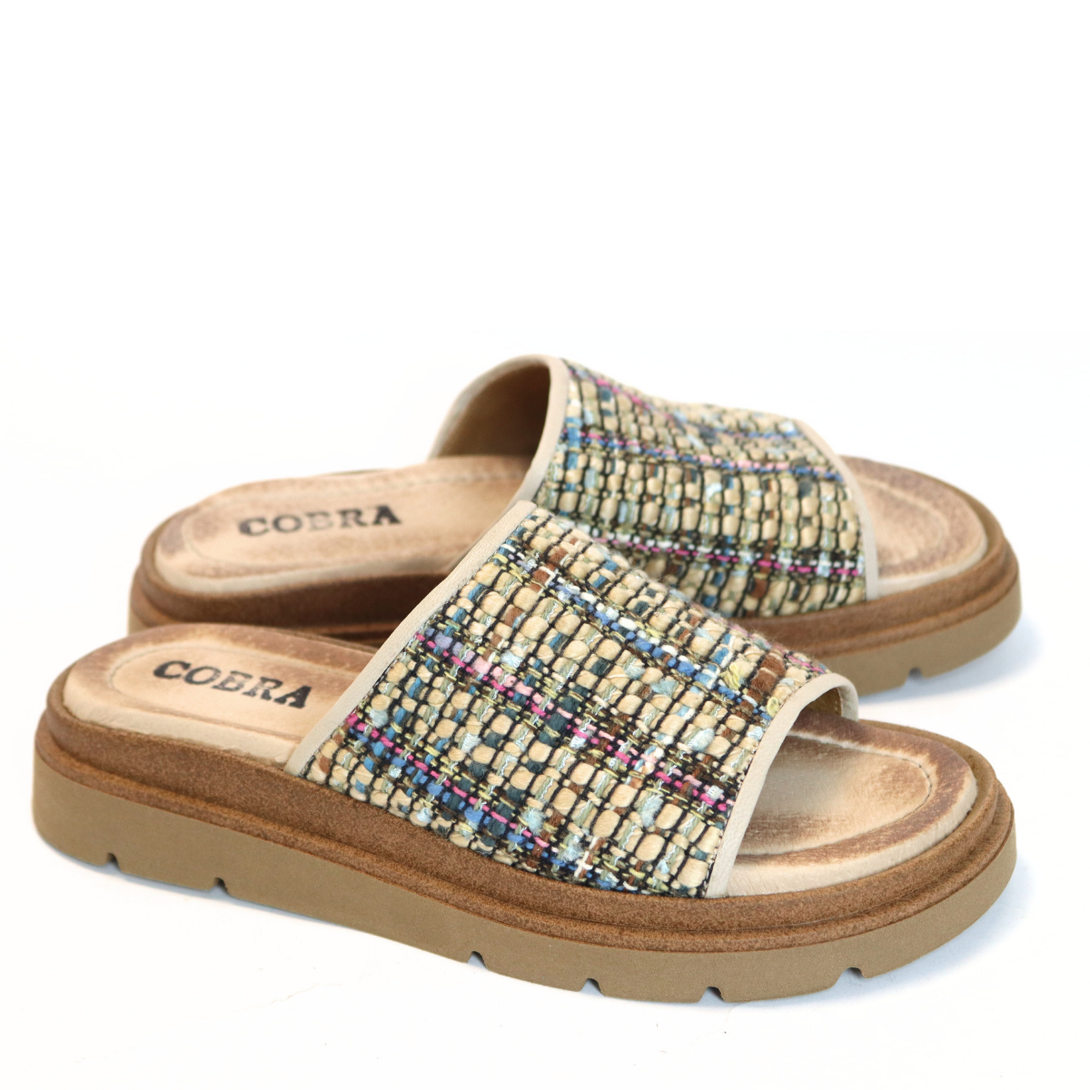 כפכפים לנשים - אמי