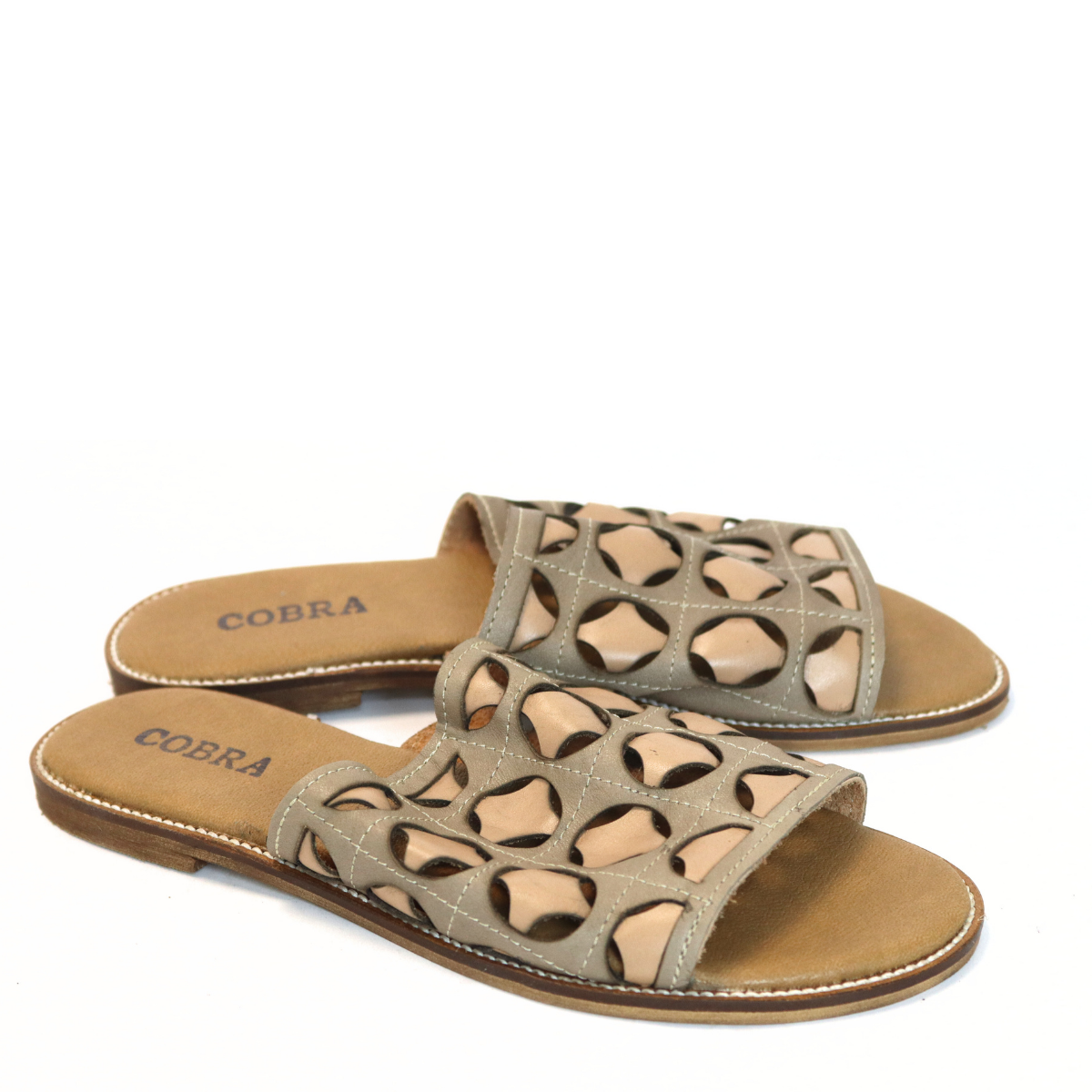 כפכפים שטוחים - מאי