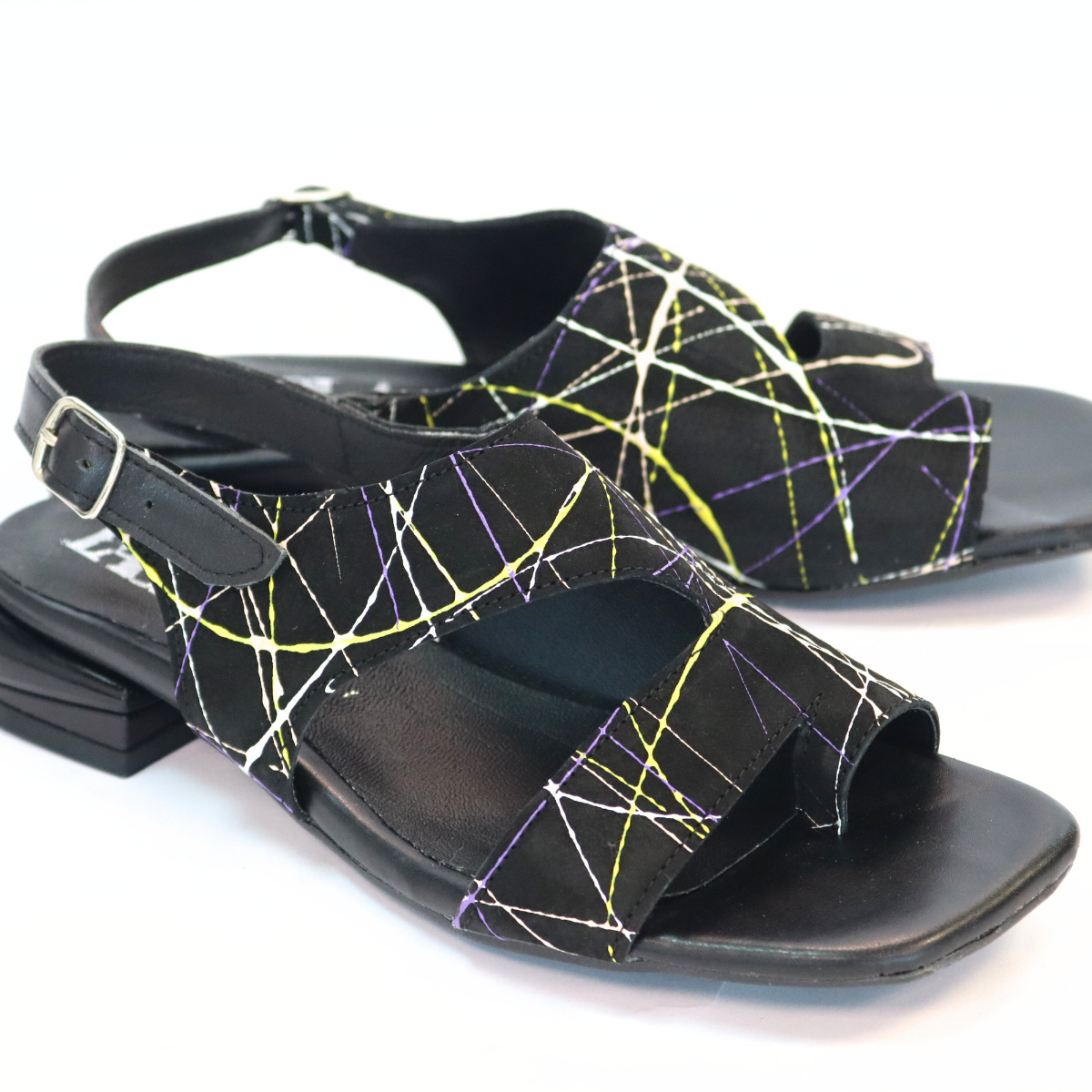 סנדלי עקב נמוך - שילה